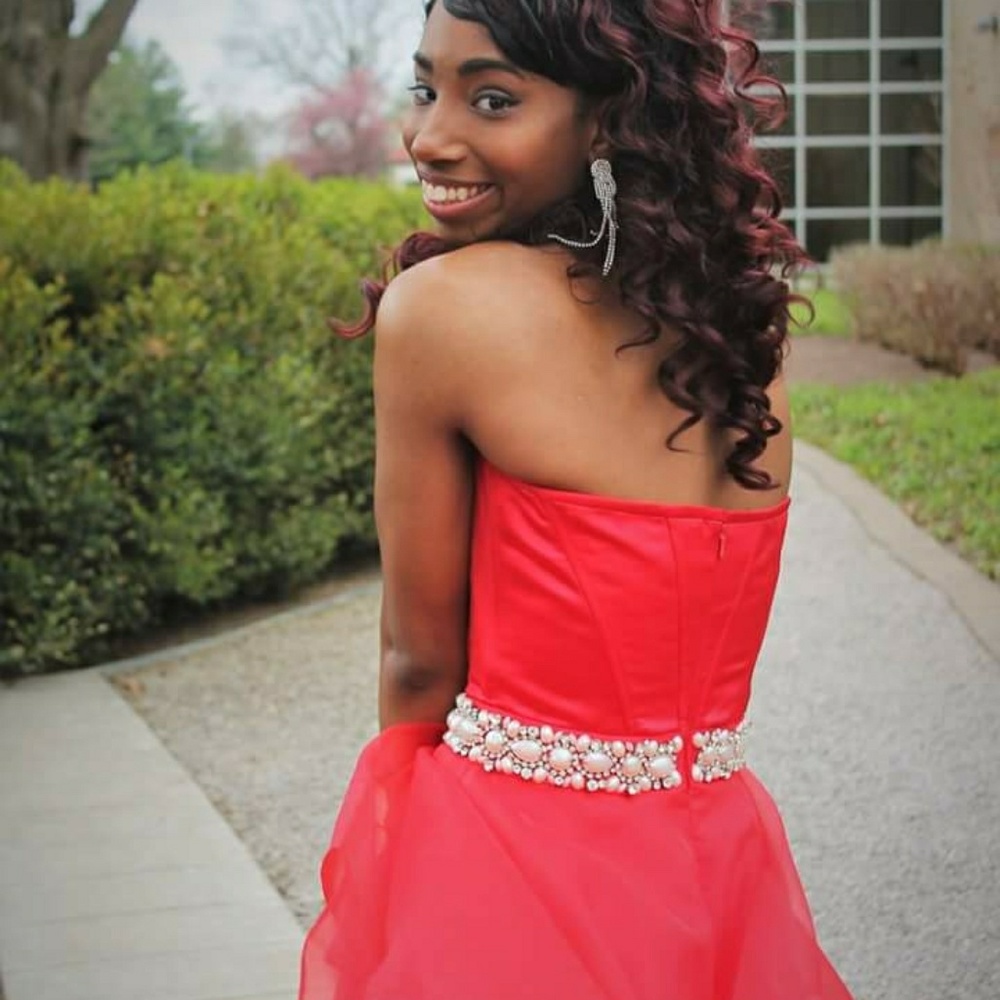 Dress - Picture 3 of 7